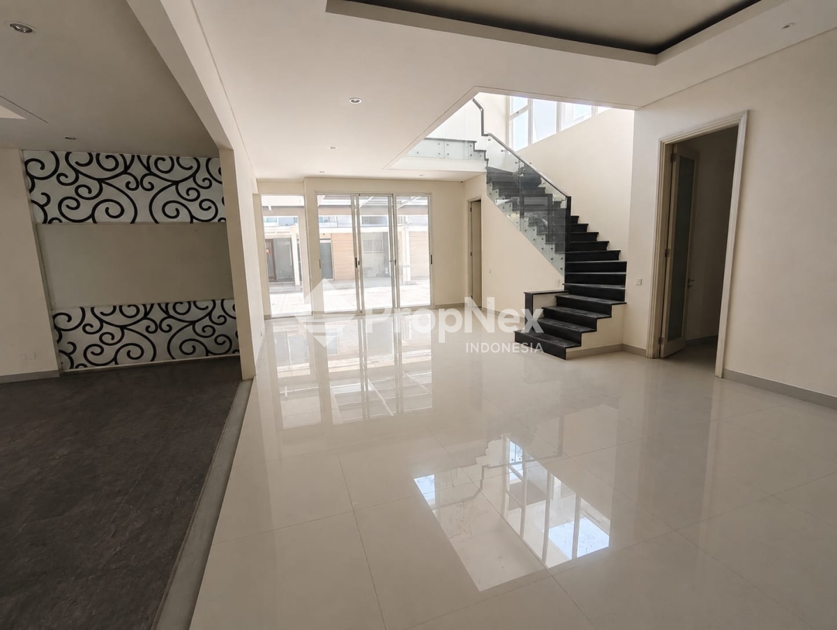 Rumah Wisata Bukit Mas Cluster Grand Palais 2 Lantai — foto 6